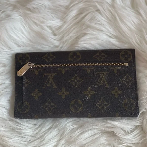 Louis Vuitton Monogram Eugenie Wallet - Picture 3 of 15
